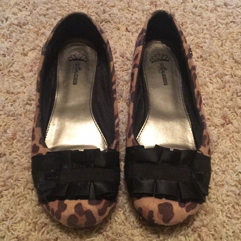 Cheetah print shoes
